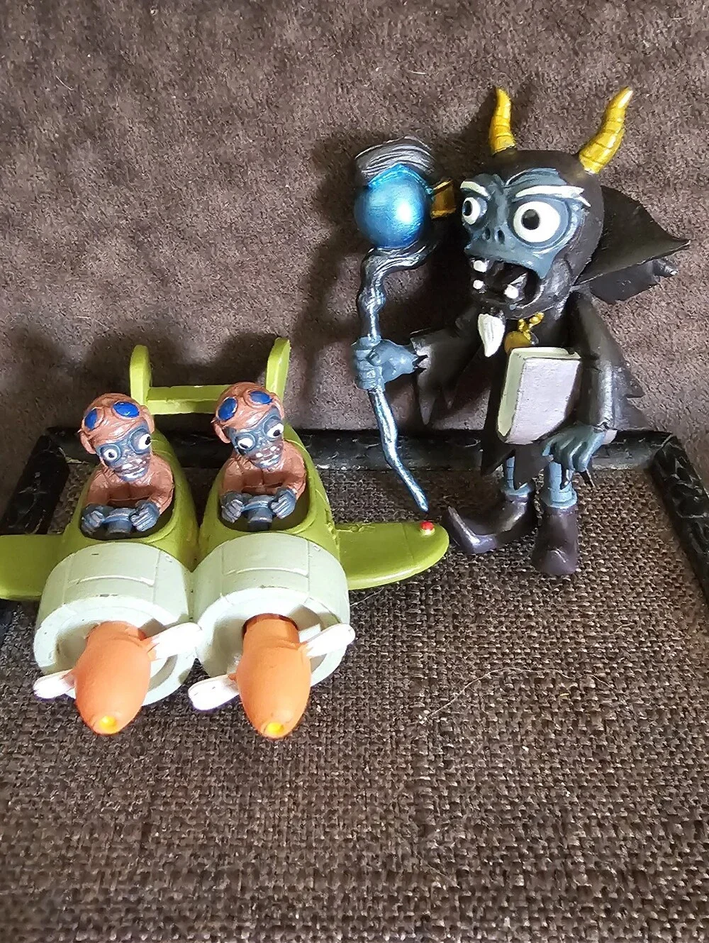 Plants Vs Zombies Toy Figure Set Of 9
